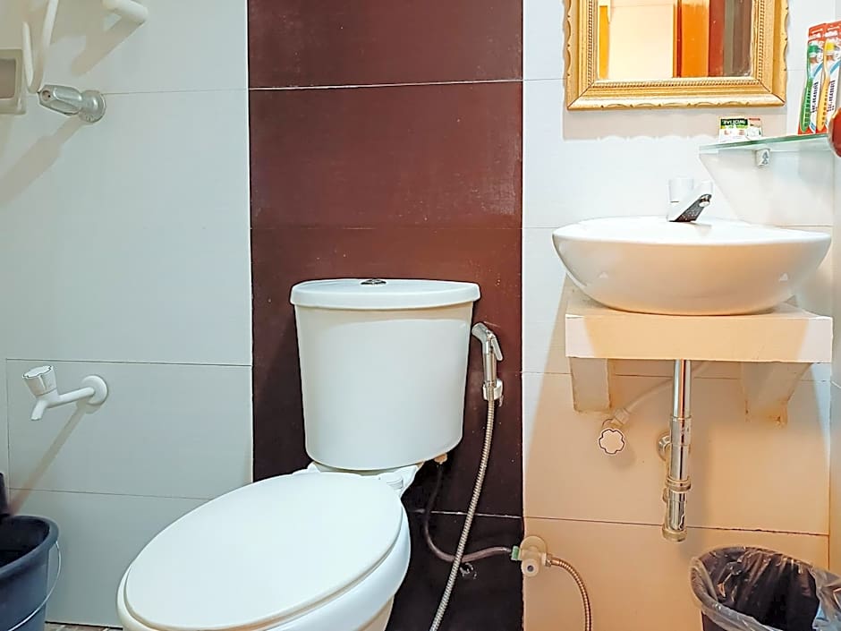 Hotel Elinas and Restaurant