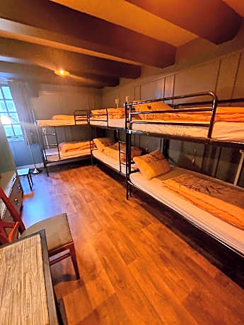 Private 8-Bed Room with Shared Bathroom