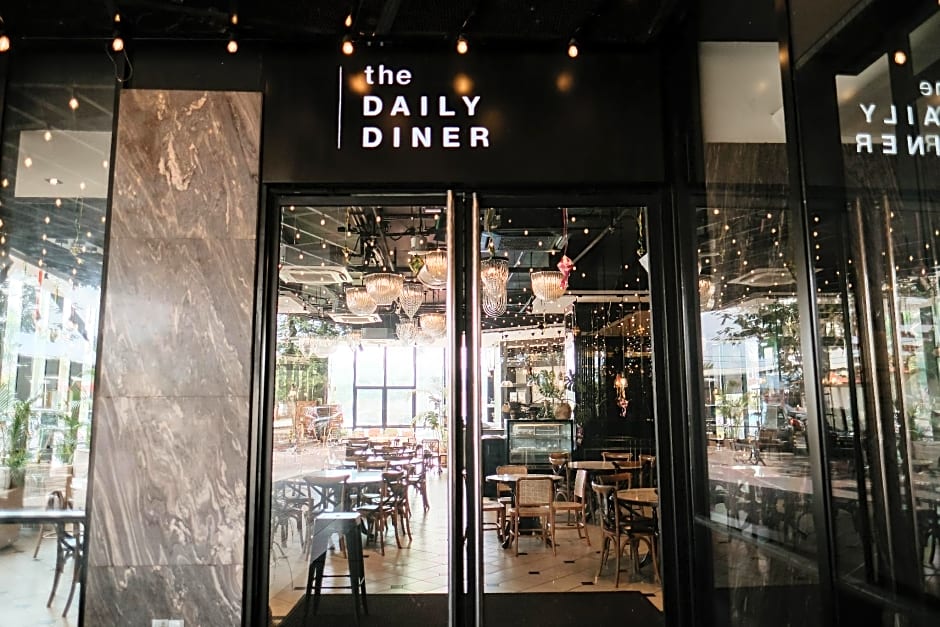 M ROOF HOTEL & RESIDENCES