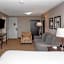 Campus Tower Suite Hotel