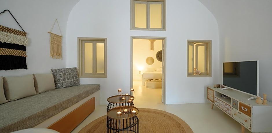 Suite Home Santorini