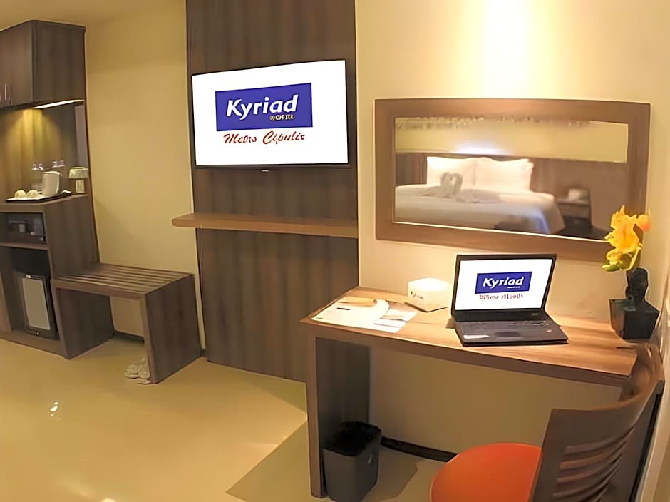 Kebayoran Park Hotel