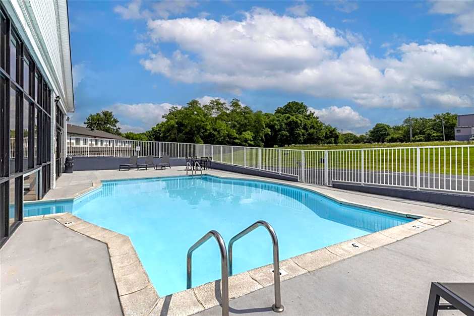 Best Western Parkside Inn