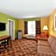 Super 8 by Wyndham Lake of the Ozarks