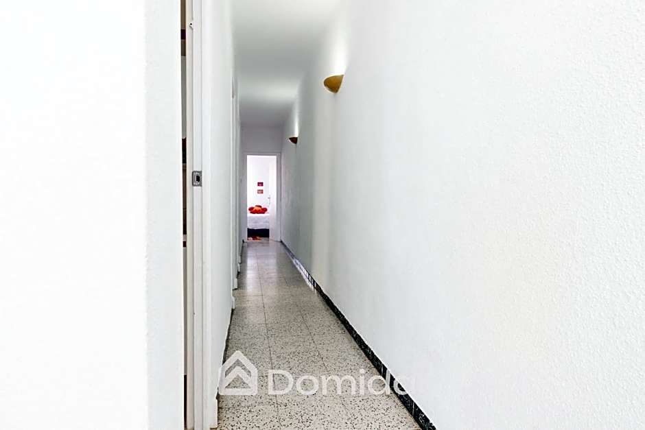 Apartamento a pie de playa by Domidai