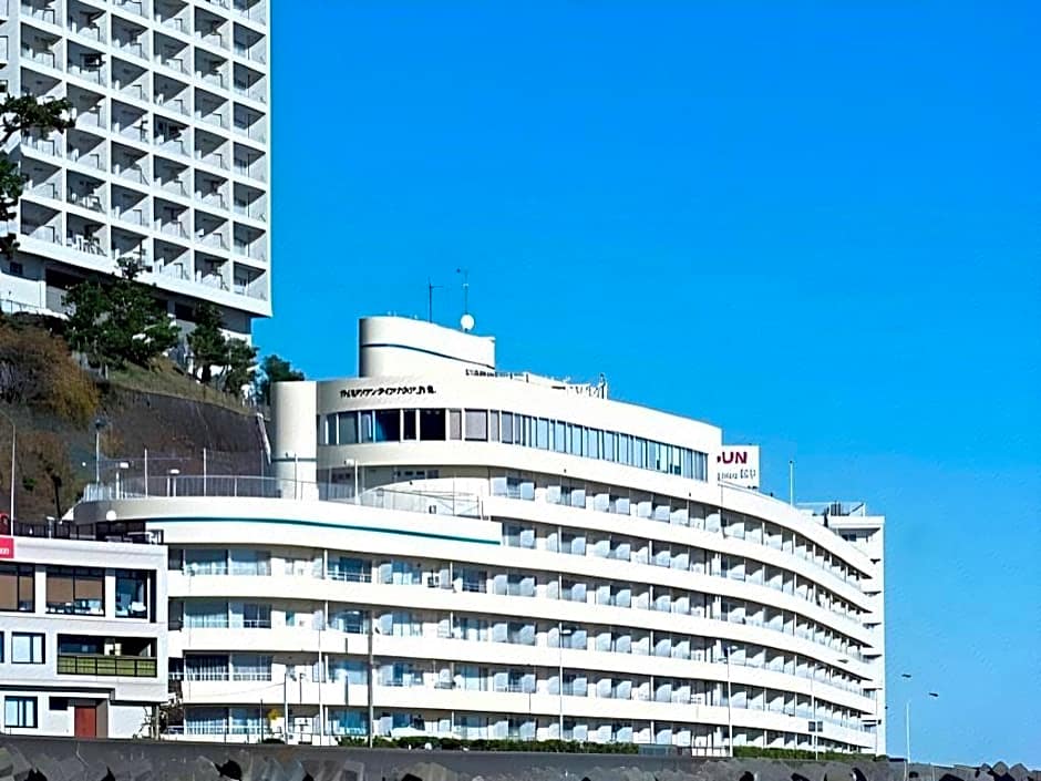 Wisterian Life Club Atami