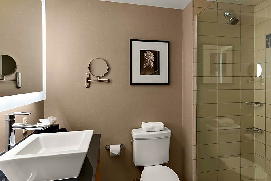 Cambria Hotel Columbus - Polaris