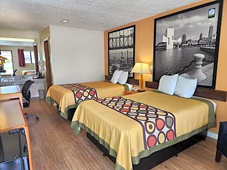 Double Room with Two Double Beds - Smoking