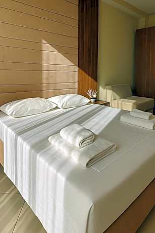 AMMEN Rooms