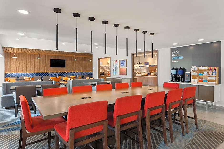 Holiday Inn Express Atlanta Airport - North By IHG