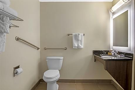 King Room with Walk-In Shower - Mobility Accessible