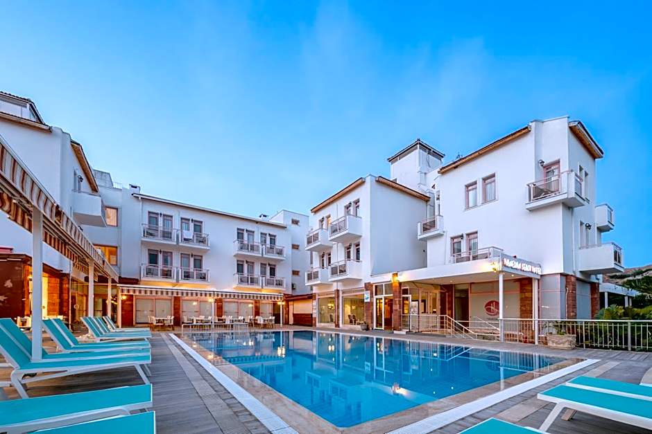 Hanedan Beach Hotel
