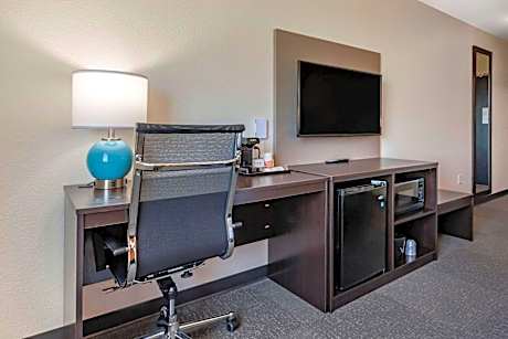 Queen Room with Two Queen Beds - Accessible/Non Smoking