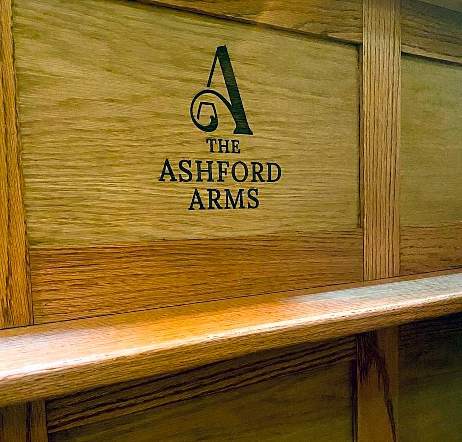 The Ashford Arms
