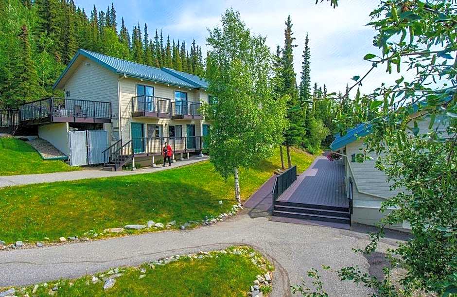 Denali Bluffs Hotel