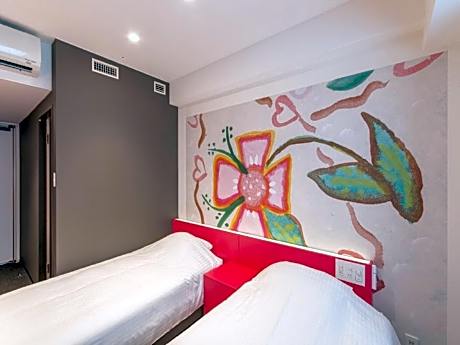 Hollywood Twin Room