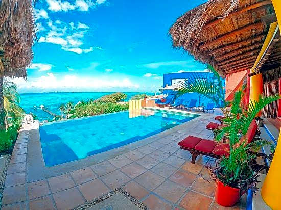 Casa de los Suenos Hotel