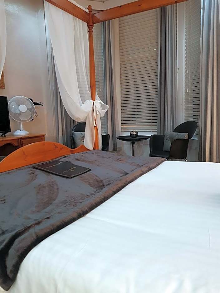 Photo 1 of 5 of Double Room with Private Bathroom