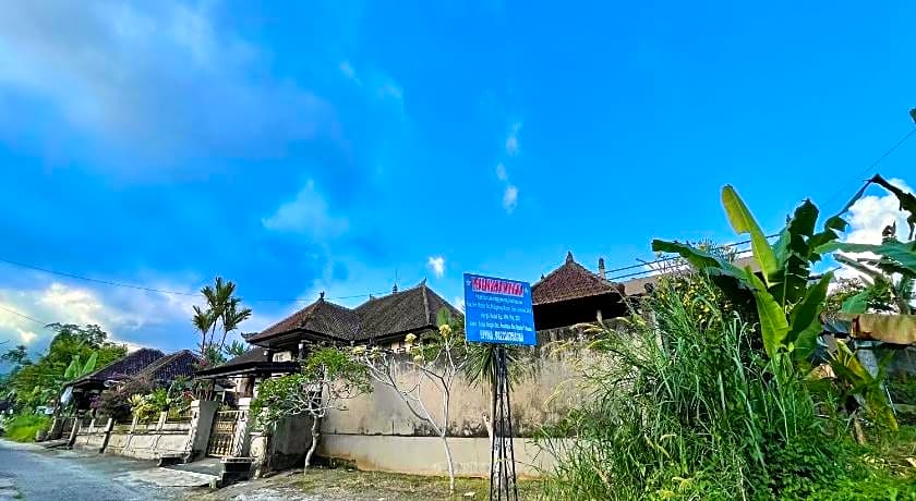 Mongan Homestay Beside The Belulang Hot Spring