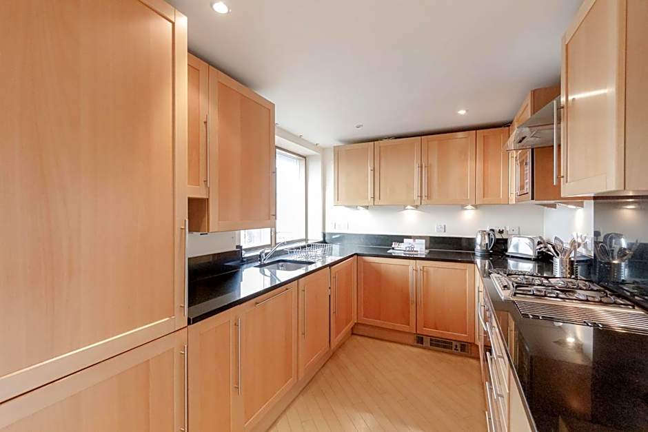 Roomspace Serviced Apartments - The Courtyard