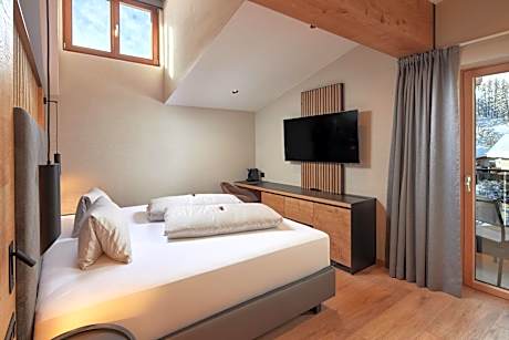 Superior Single Room