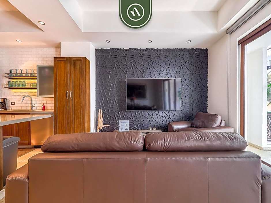 Luxury 2BR Condo in Romatic Zone - Rooftop Pool