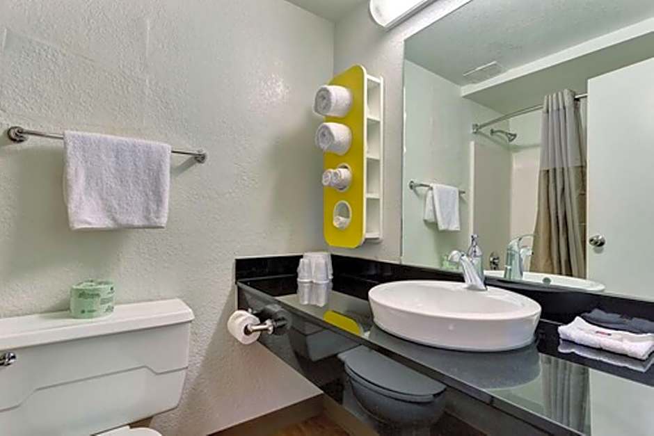 Motel 6 San Francisco - Redwood City