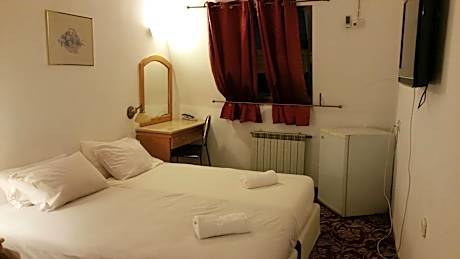 Superior Twin Room with Balcony