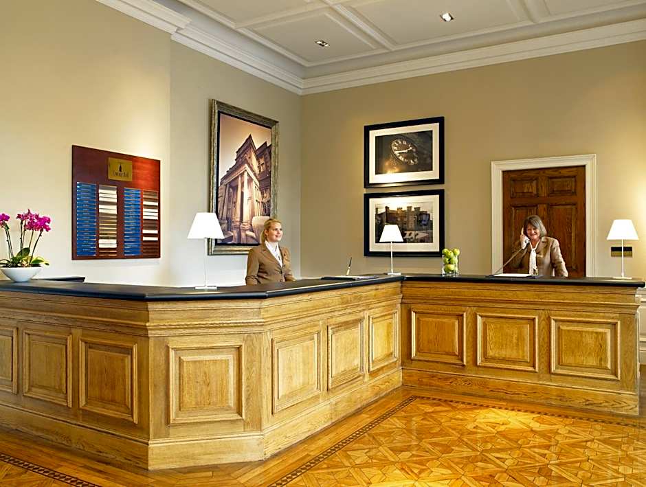 De Vere Cranage Estate