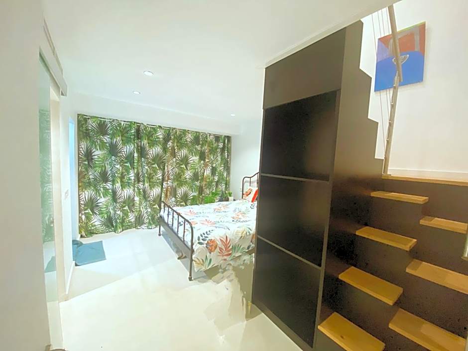 HUG HOTEL2022