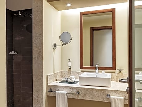 Family Room Lagoon View