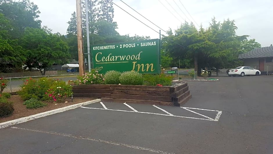 Cedarwood Inn