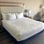 La Quinta Inn & Suites by Wyndham Fort Lauderdale Cypress Creek