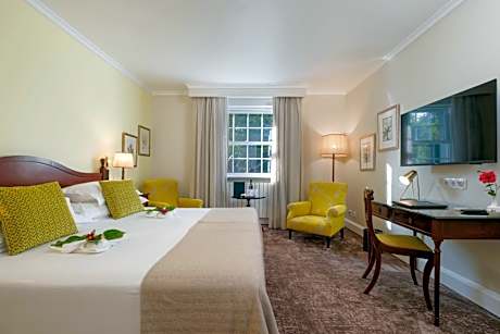 Double or Twin Room with Garden View