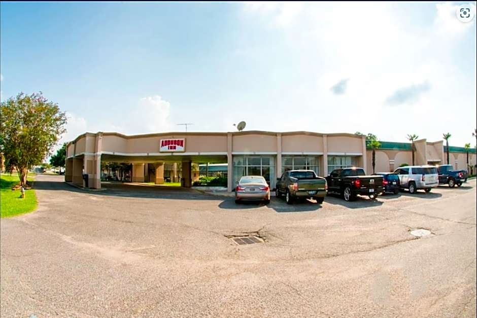 OYO Hotel Audubon Baton Rouge Port Allen I-10