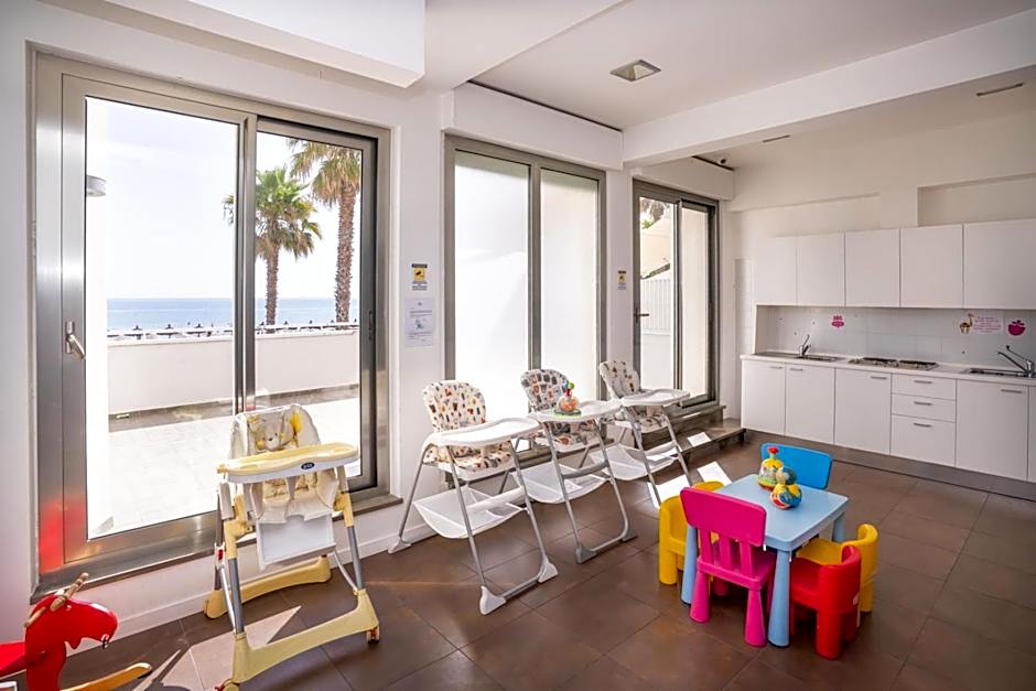 Abruzzo Marina Hotel - Family & Beach Resort