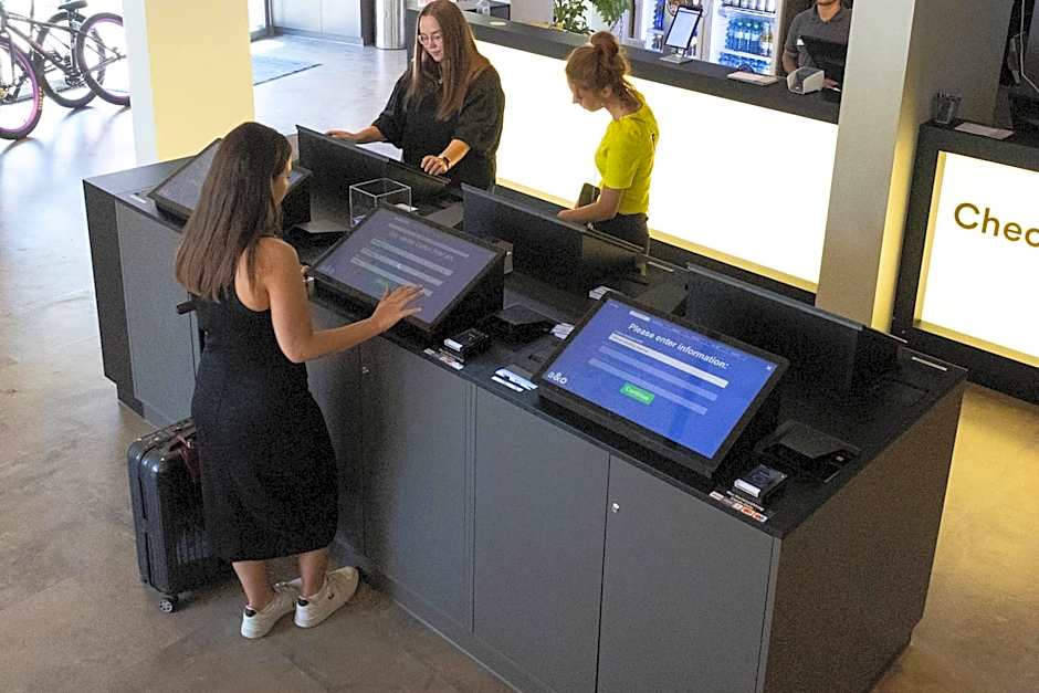 a&o Munchen Hackerbrucke