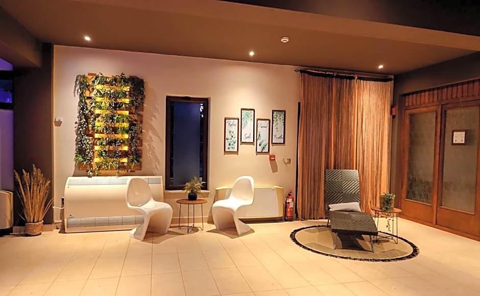 Mont Helmos Hotel