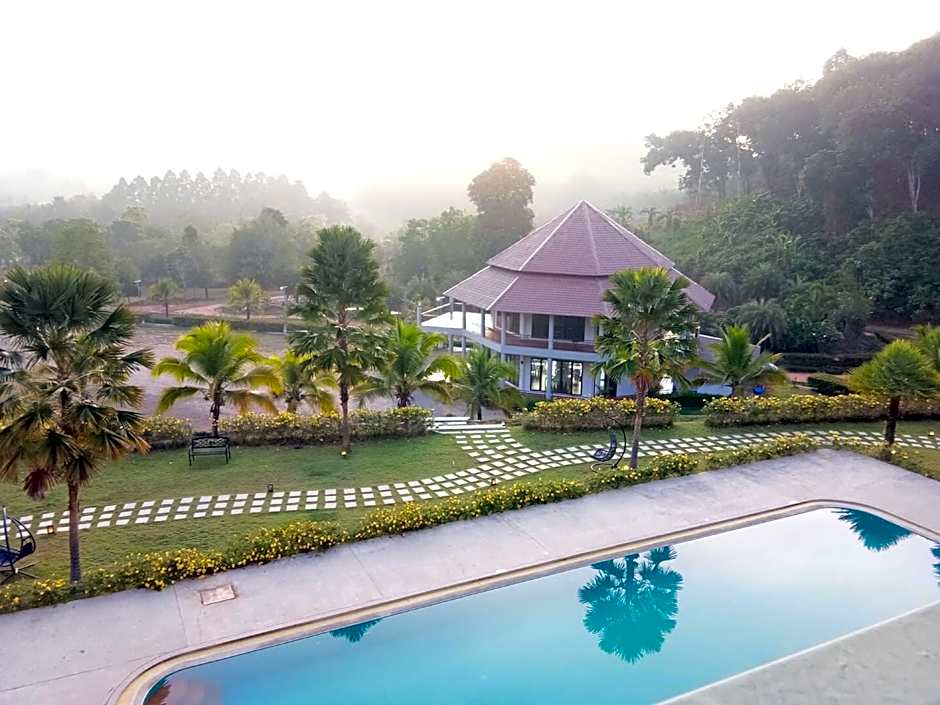 Takhun Mountain View