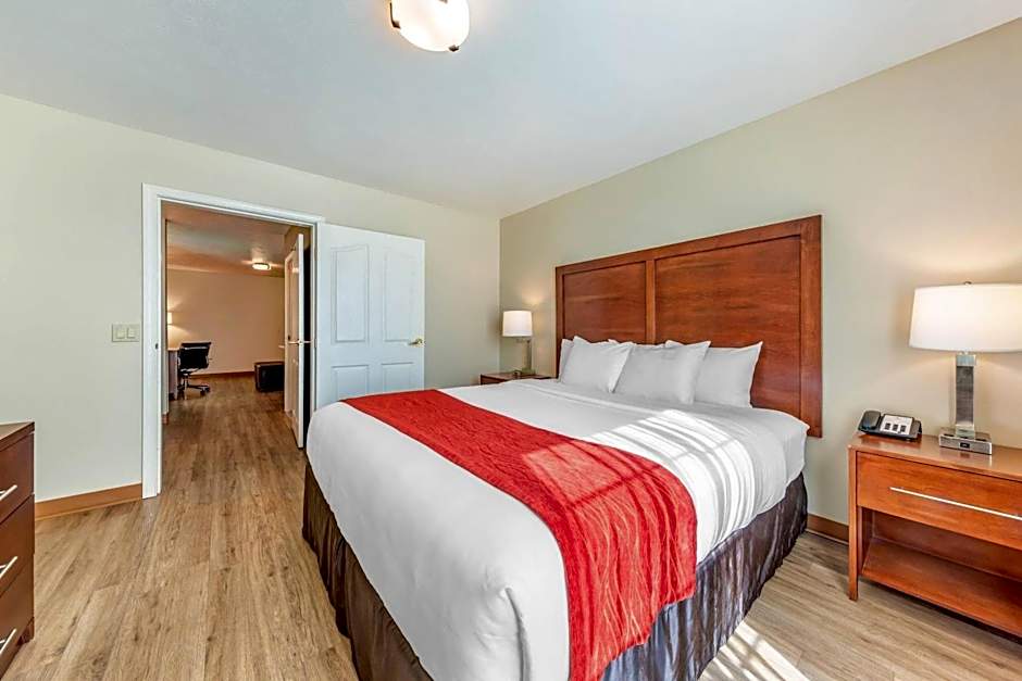 Comfort Inn & Suites Lancaster Antelope Valley