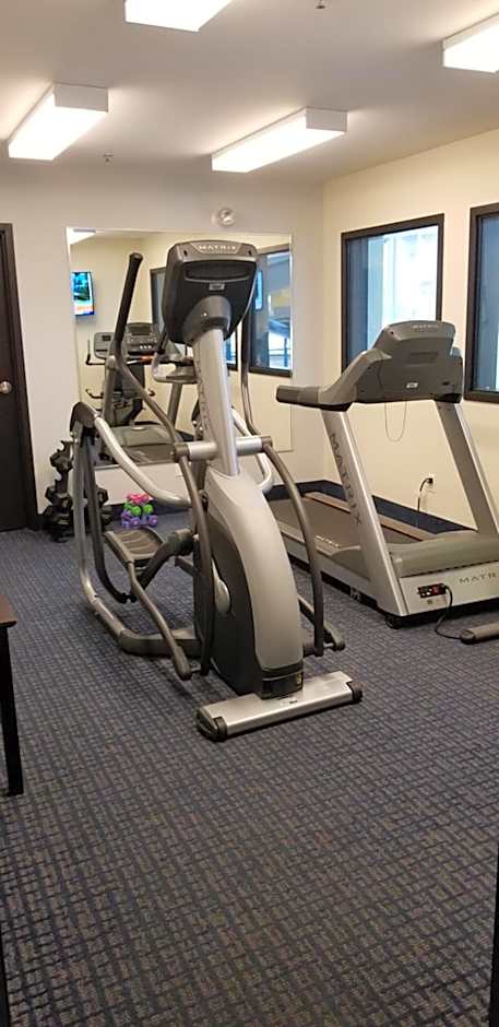 Super 8 by Wyndham Lachenaie/Terrebonne