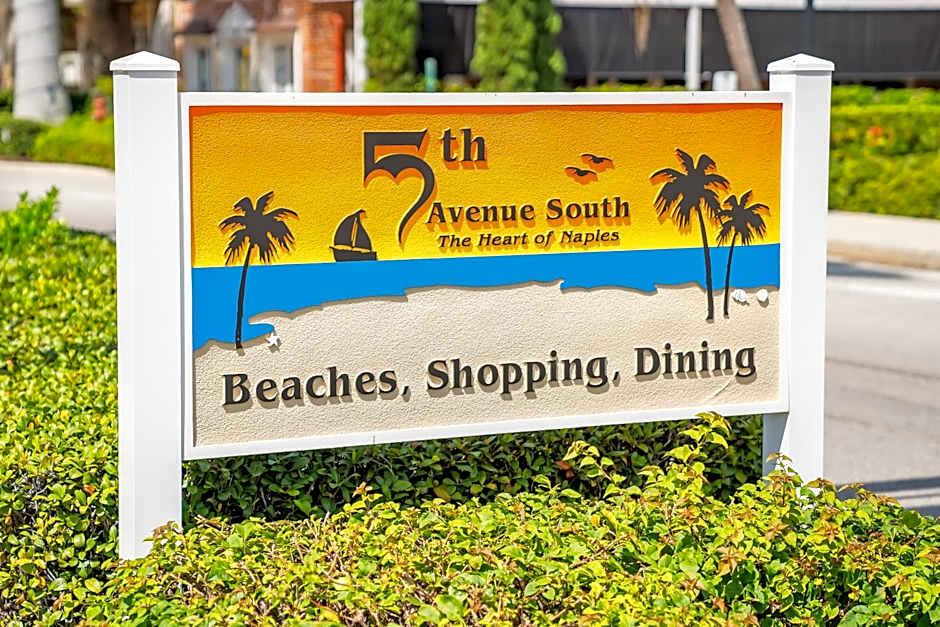 Tamiami Motel – Naples, FL