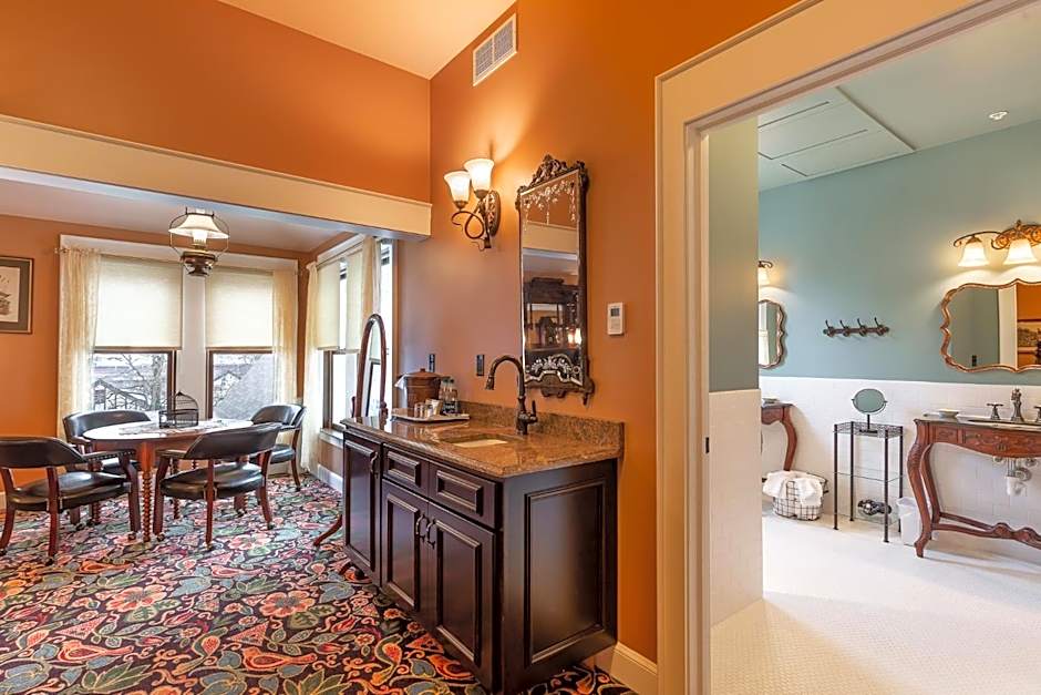 Steele Mansion Inn & Gathering Hub