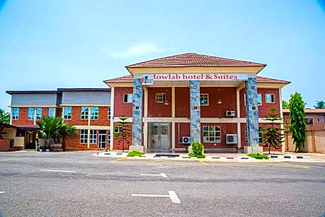 Towlab Hotel & Suites