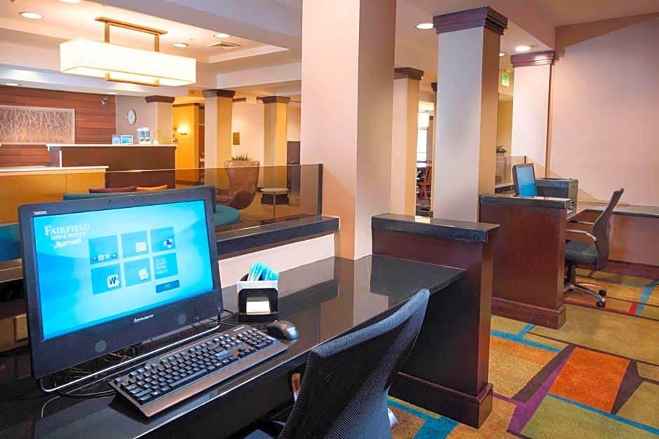 Fairfield Inn and Suites Charleston North/University Area