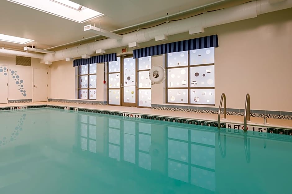 Holiday Inn Express Cambridge By IHG