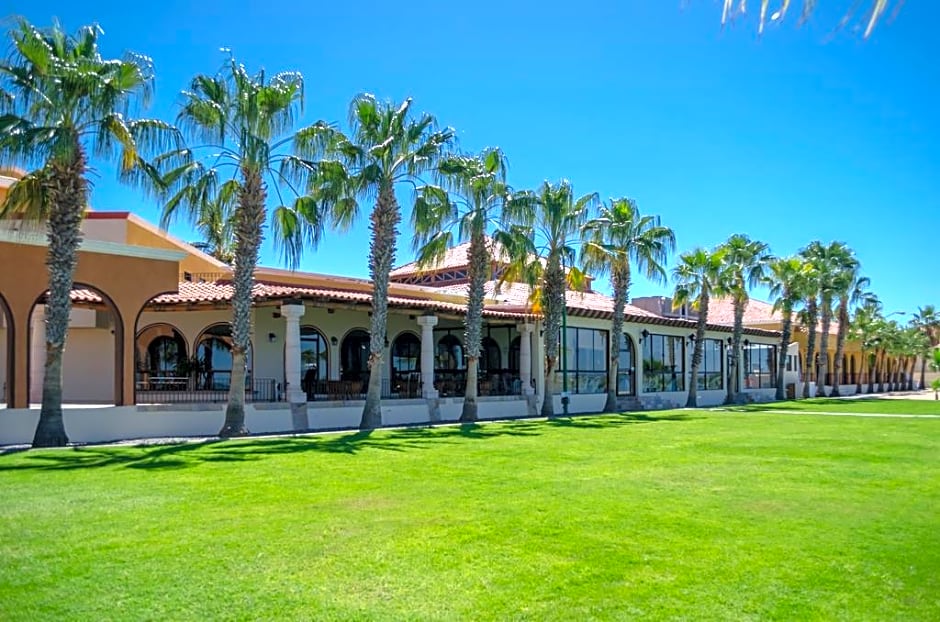 Grand Plaza La  Paz Hotel & Suites