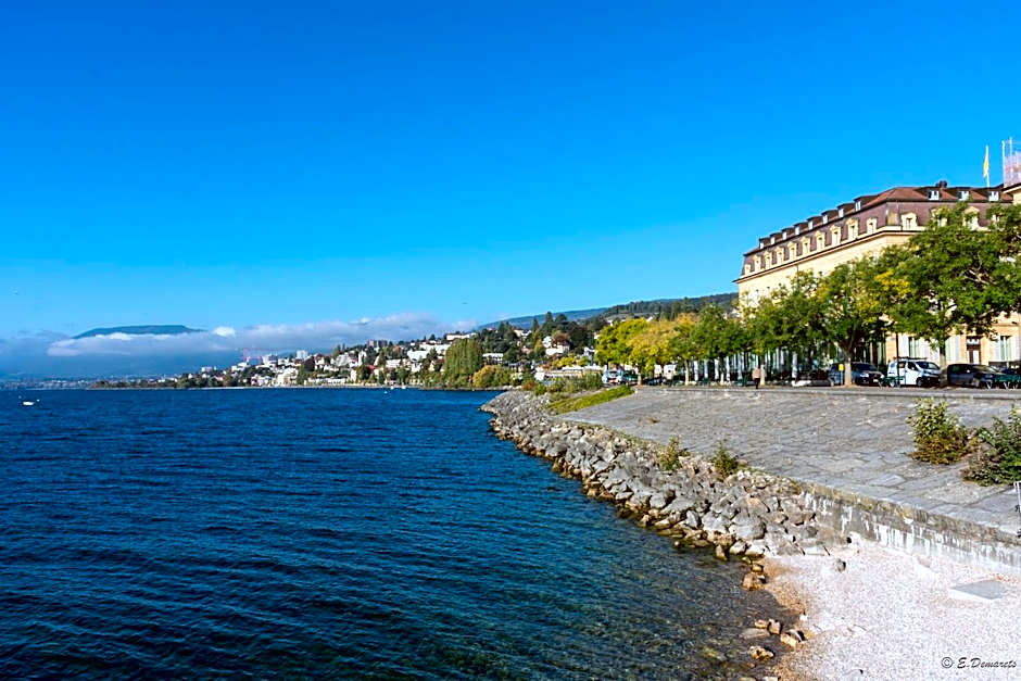 Neuchatel City Hotel