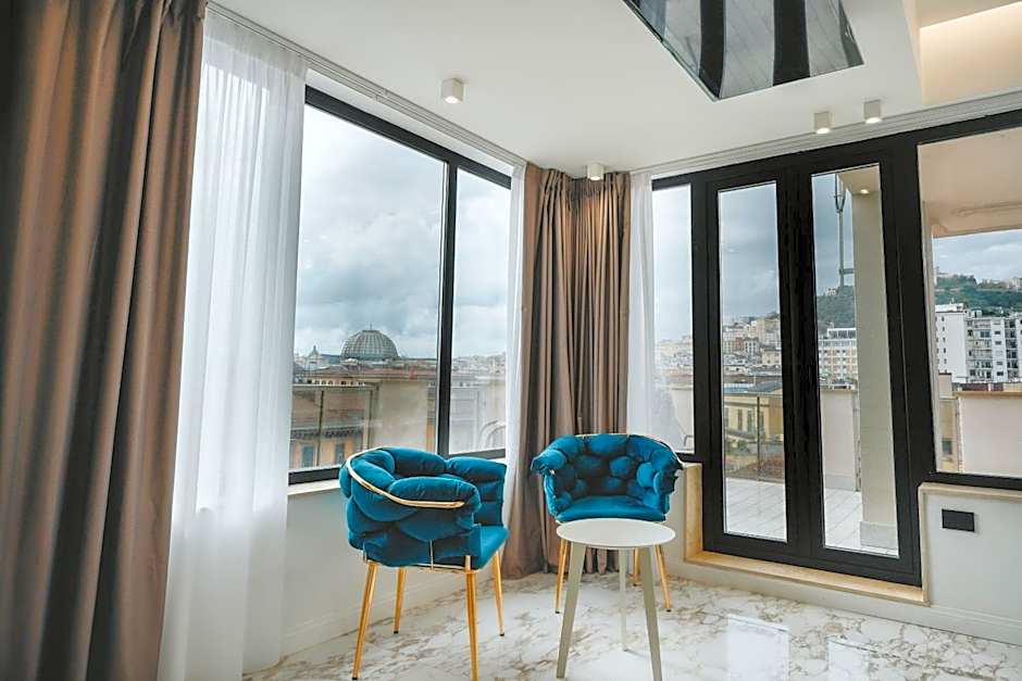 POETICA BOUTIQUE SKY HOTEL