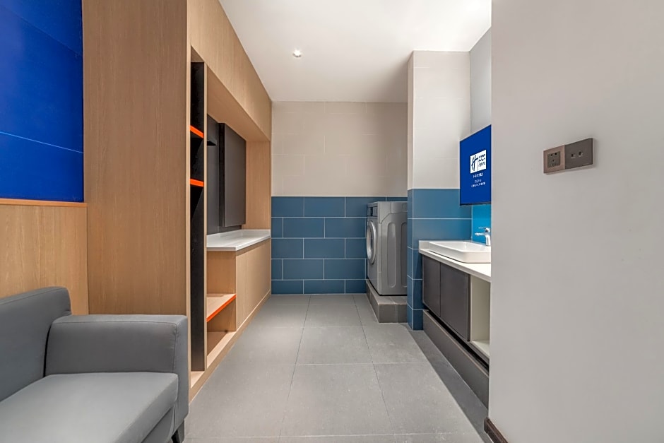 Holiday Inn Express Yangquan City Center By IHG